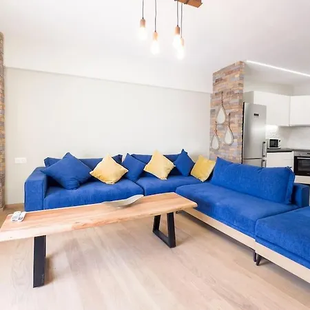 Three Bedroom Stylish Apt Next To Acropolis Atina Dış mekan fotoğraf