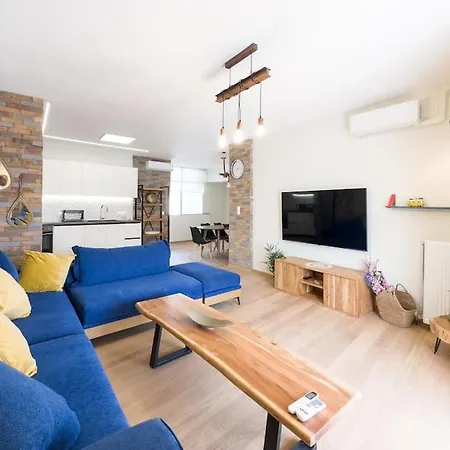 Three Bedroom Stylish Apt Next To Acropolis Atina Dış mekan fotoğraf