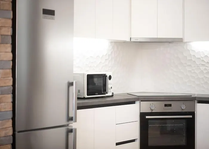 Three Bedroom Stylish Apt Next To Acropolis