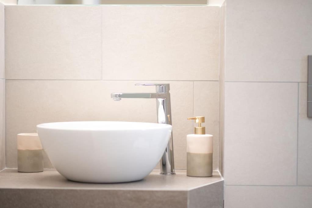 Διαμέρισμα Three Bedroom Stylish Next To Acropolis Αθήνα