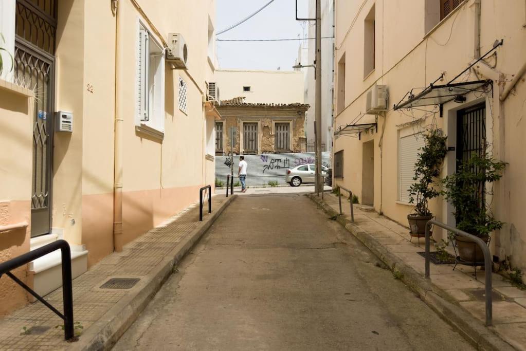 Three Bedroom Stylish Next To Acropolis Athen