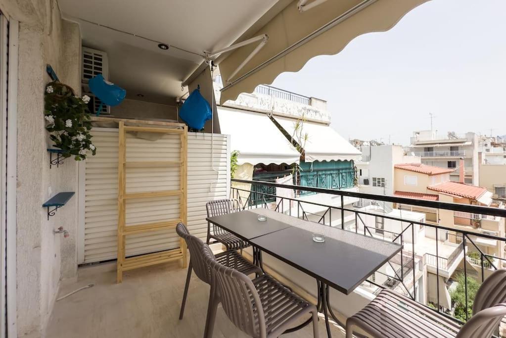 Three Bedroom Stylish Next To Acropolis Athens