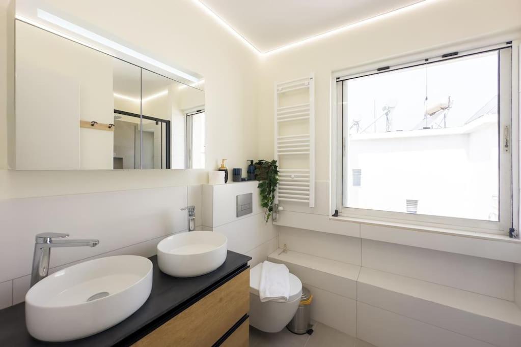 Apartment Three Bedroom Stylish Next To Acropolis